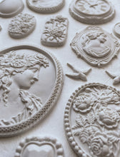 Load image into Gallery viewer, Cameos - IOD Mould