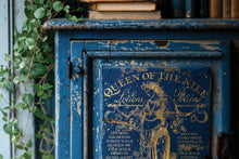 Load image into Gallery viewer, Curated Signage (4 gold foil pages 12"x 16") - IOD Transfer Pad
