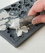 Load image into Gallery viewer, Oak Leaves & Acorns - IOD Mould