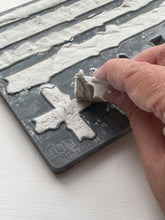 Load image into Gallery viewer, Faux Bois - IOD Mould
