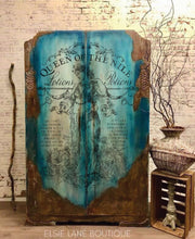 Load image into Gallery viewer, Queen of the Nile - IOD Paint Inlay
