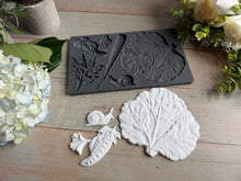Load image into Gallery viewer, SPRING GARDEN - IOD Mould
