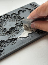 Load image into Gallery viewer, WREATH &amp; SWAGS - IOD Mould
