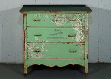 Load image into Gallery viewer, MAY&#39;S ROSES (4 pages) - IOD Transfer Pad
