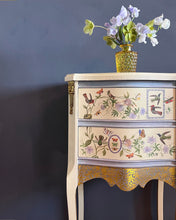 Load image into Gallery viewer, EMILY CLARE (8 pages) - IOD Transfer Pad

